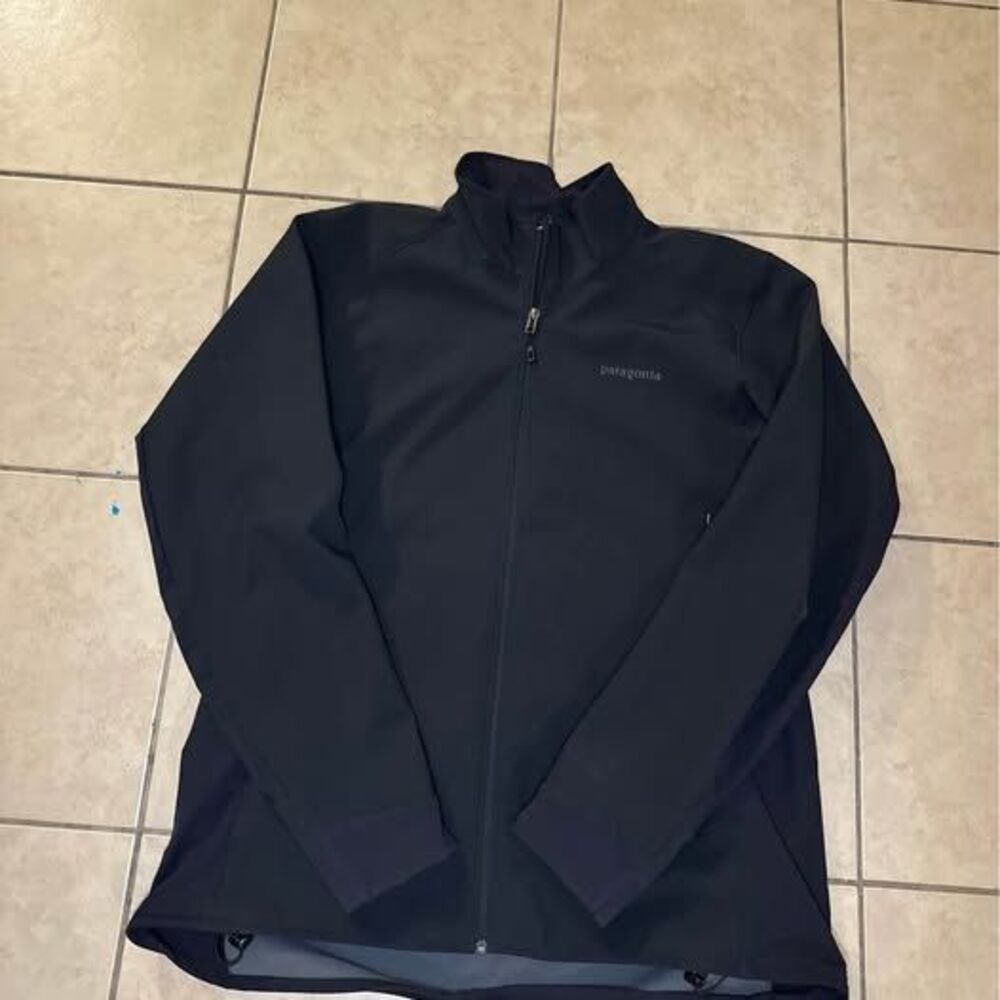 Patagonia Polartec Black Softshell Jacket -Men’s